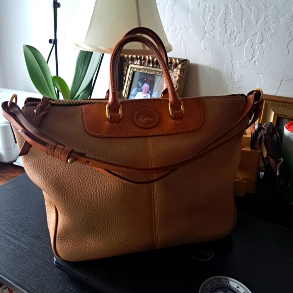 Dooney and bourke leather
